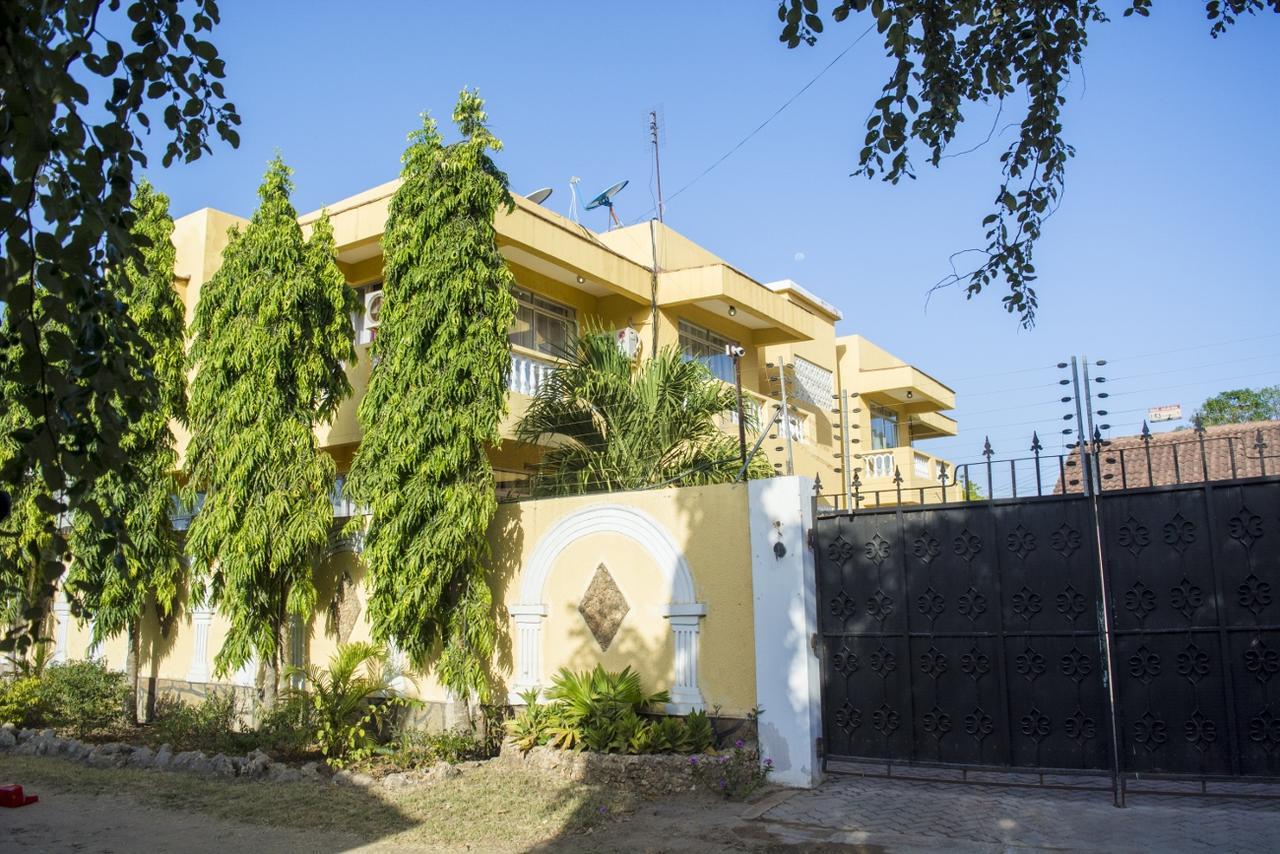 Pawenzi Serviced Apartments Mombaça Exterior foto